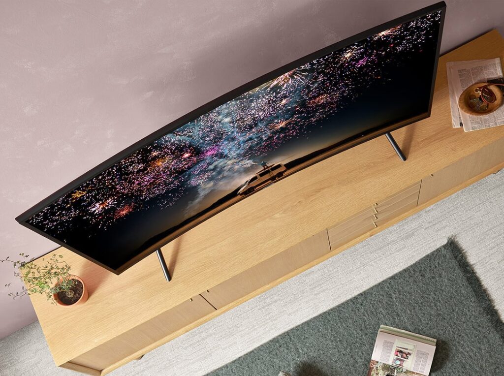 Télévision à écran incurvé : gadget ou révolution ?